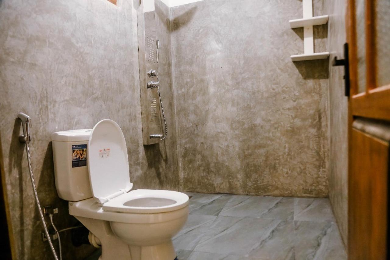 Sweet Emotion Hotel Mirissa Bagian luar foto